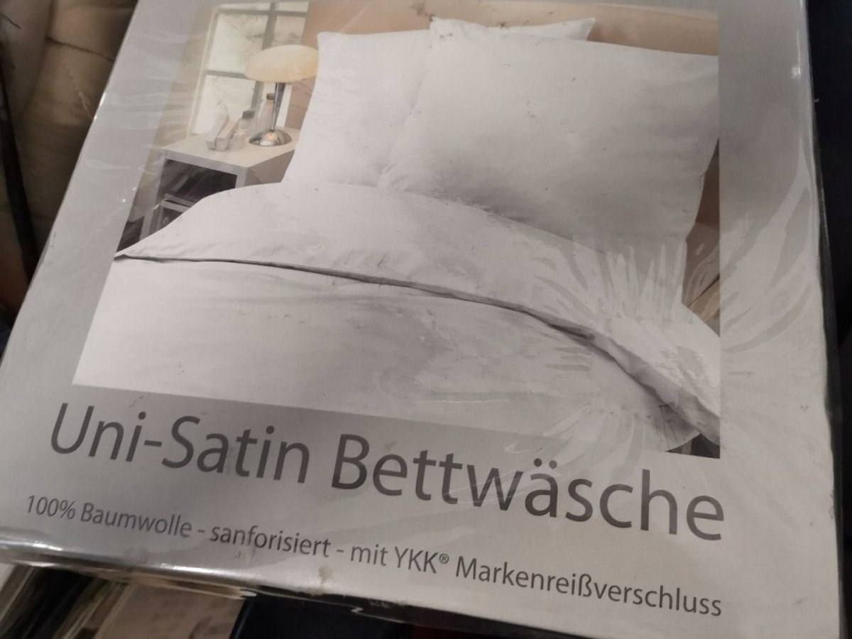 Zestaw poszewek VESTIO Uni Satin 135x200 80x80cm Zestaw poszewek VESTIO Uni Satin 135x200 80x80cm