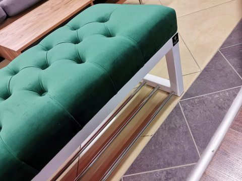 Pikowana ławka do przedpokoju z miejscem na buty Emra Wood Design Pikowana ławka do przedpokoju z miejscem na buty Emra Wood Design