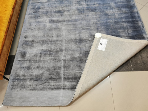 Dywan Coco Maison Broadway 190 x 290 cm z wiskozy niebieski Dywan Coco Maison Broadway 190 x 290 cm z wiskozy niebieski