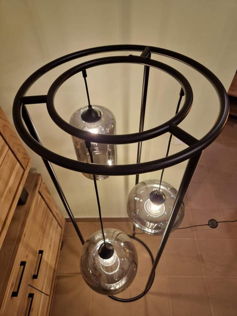 Lampa podłogowa Coco Maison Jayden Lampa podłogowa Coco Maison Jayden