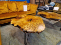 Stolik kawowy z plastra drzewa 105 x 99 cm Stolik kawowy z plastra drzewa 105 x 99 cm