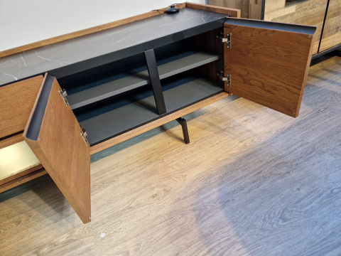 Szafka RTV 190 cm XOOON Halmstad Szafka RTV 190 cm XOOON Halmstad