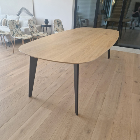 Stół Xooon Niora 240 x 115 cm Stół Xooon Niora 240 x 115 cm