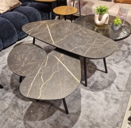 Zestaw trzech stolików kawowych Palazio – Blat Primo Laminato o wyglądzie marmuru Onyx