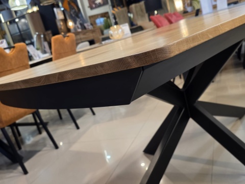 Stół industrialny rozkładany ASPEN 200-278 cm, blat lity dąb, noga pająk Stół industrialny rozkładany ASPEN 200-278 cm, blat lity dąb, noga pająk