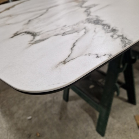 Defekt #1 Stół Henders& Hazel Vegas 170+ 60 x 100 cm ceramika na szkle hartowanym