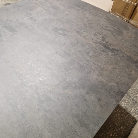 [M, od ręki DEFEKT#3] Największy stół rozkładany Pavalon 200-278x100 cm na centralnej nodze, blat Primo (HPL), kolor antracyt