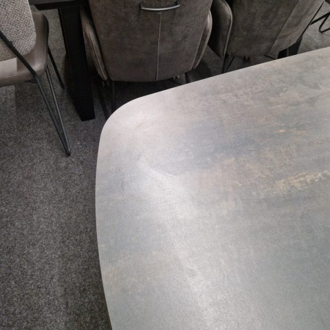 (T - od ręki DEFEKT) Stół Lazio Henders& Hazel 170 x 100 (+ 2 x 40 cm) ceramika