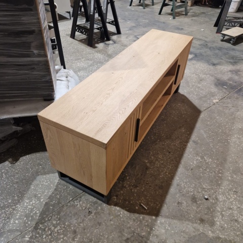 (defekt) Szafka RTV/Lowboard PAVIE 160 cm z eukaliptusa i forniru dębowego, naturalny kolor, LED, soft-closing (defekt) Szafka RTV/Lowboard PAVIE 160 cm z eukaliptusa i forniru dębowego, naturalny kolor, LED, soft-closing