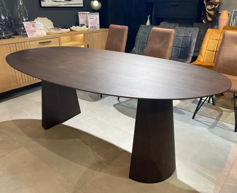 Stół do jadalni TRENTON 210x105 cm, fornir dębowy, kolor Clay, organiczny kształt