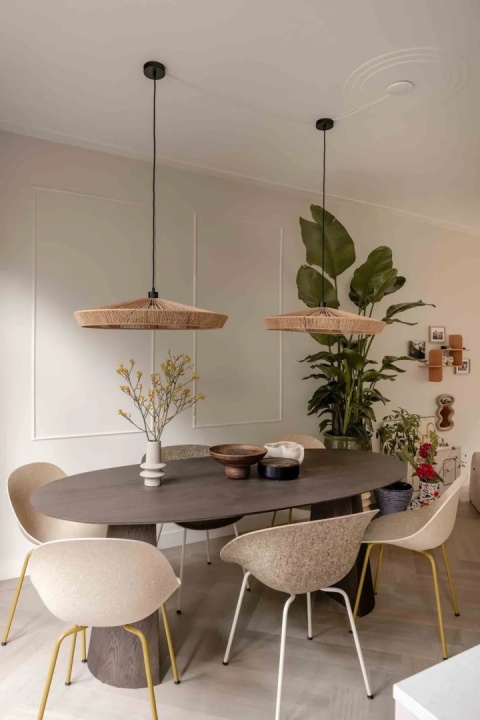 Stół do jadalni TRENTON 210x105 cm, fornir dębowy, kolor Clay, organiczny kształt