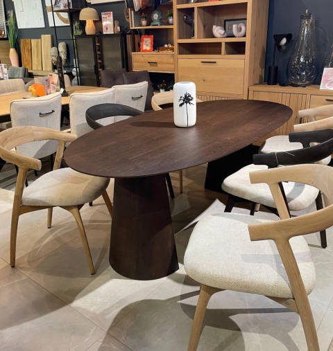 Stół do jadalni TRENTON 240x110 cm, fornir dębowy, kolor Clay, organiczny kształt