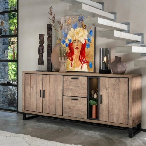 Obraz Ręcznie Malowany "Motyla Aura" – Kobieta w Kwiatach 58x78 cm