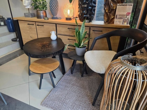 Stolik Kawowy z plastra (2) HAGAN z Nieregularnym Blatem Dąb Czarny / Czarne Metalowe Nogi