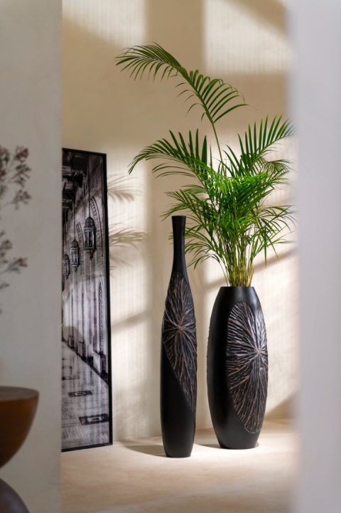 [na zamówienie] Wazon Dekoracyjny Podłogowy FAYE 107 cm, Struktura Liści, Polyresin Czarny – Coco Maison (50035-ZWA)