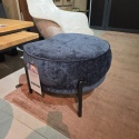[K] Puf Ronda Niebieski – Połyskujący z Wcięciem na Fotel | Coco Maison