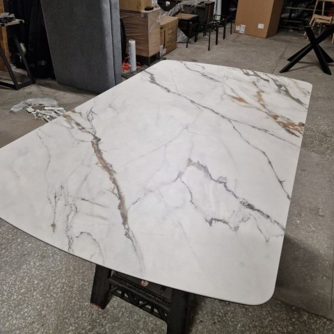 [M, Defekt #2] Stół Henders& Hazel Vegas 170+ 60 x 100 cm ceramika na szkle hartowanym