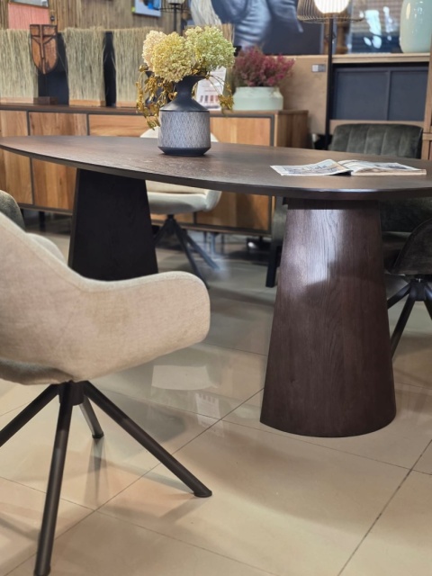 [na zamówienie] Stół do jadalni TRENTON 240x110 cm, fornir dębowy, kolor Clay, organiczny kształt