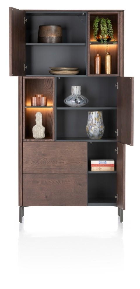 [na zamówienie] Wysoka Komoda / Regał Zamknięty TRENTON, 95x191 cm, Fornir Dębowy Kolor Clay, Lamele, LED – XOOON