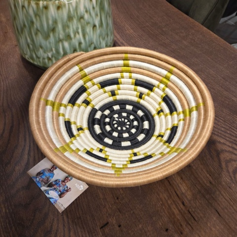 Ręcznie pleciona Miska Dekoracyjna Pleciona Vestine Green – Coco Maison