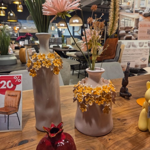 Wazon Dekoracyjny Flower Power 23 cm – Różowy z Aplikacją 3D | Coco Maison