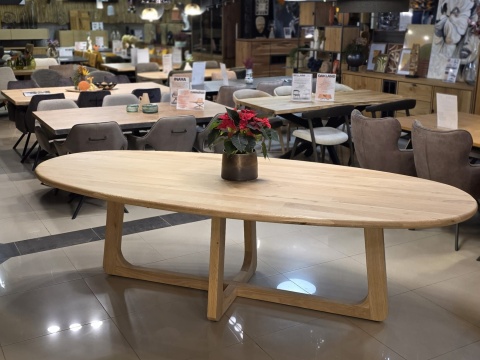 [R, od ręki] Stół Jadalniany Almora 270 cm – Lity Dąb Natural Sand (Lakier Platinum)