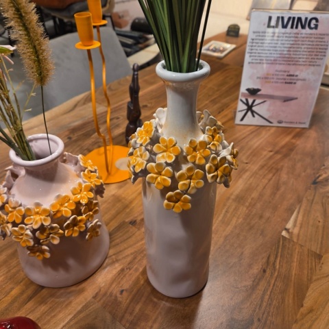 Wazon Dekoracyjny Flower Power 36 cm – Wysoki Różowy z Aplikacją 3D | Coco Maison