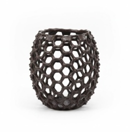 Duża Osłonka Ceramiczna COCO maison Honeycomb – Szara, 28 cm