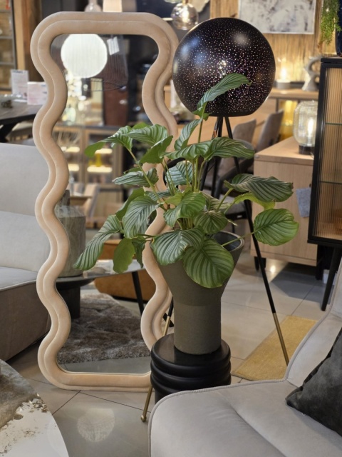 Designerskie Lustro Stojące Miro 160x60 cm – Beżowy Aksamit | COCOmaison