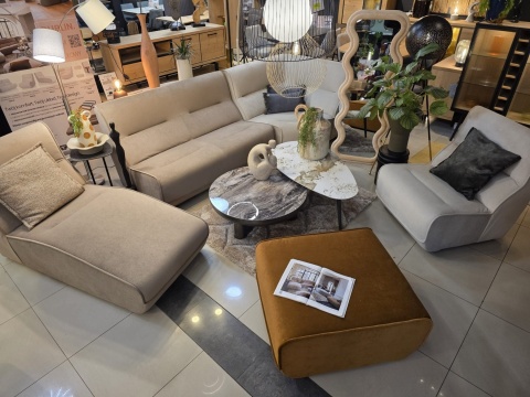 Designerskie Lustro Stojące Miro 160x60 cm – Beżowy Aksamit | COCOmaison