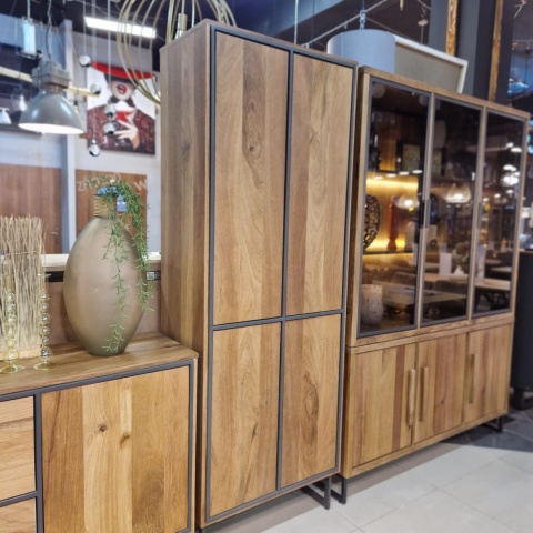 [R] Wąska Witryna Trapani Henders & Hazel – Smoked Mango, Loftowy Design (210 cm)