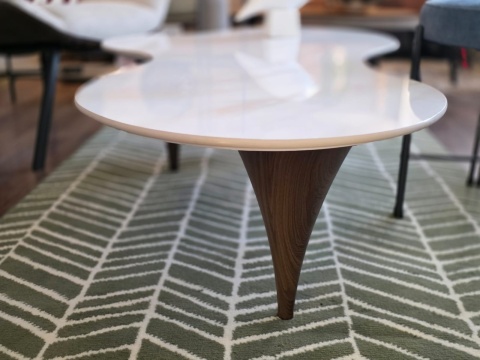 Designerski Stolik Kawowy COCO maison Montana – Blat ze Spieku Palisandro, 139 cm