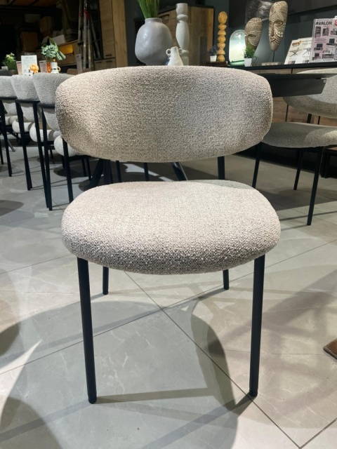 Krzesło JONA Kiezel – COCO maison – Stylowy Minimalizm i Wygoda