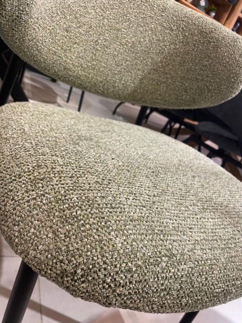 Krzesło JONA Olijfgroen – COCO maison – Naturalny Styl i Wygoda| Oliwka