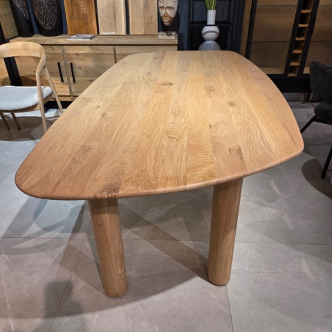 [K, od ręki] Stół Jadalniany AZULO 210 cm – Massief Eiken / Natural Sand