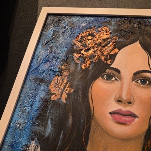 Obraz Ręcznie Malowany "Biały Anioł (Niebiański Spokój)" – Technika Mieszana na Sklejce [42x52 cm]