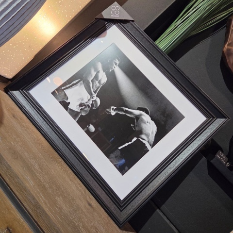 Obraz MUHAMMAD ALI 73x63 cm – Drewniana Rama – COCO maison