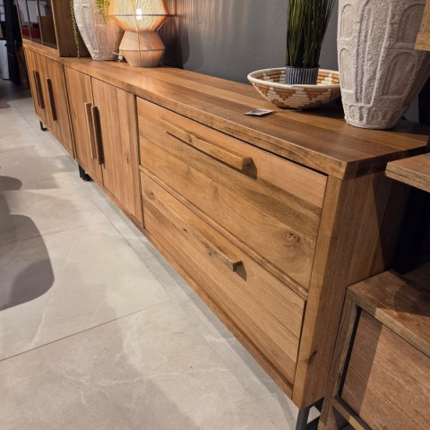 [K] Komoda Everest 220 cm – Wędzone Mango i Metal – Happy@Home