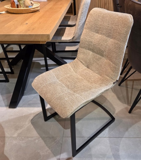 Krzesło Henders& Hazel Kate wybór tapicerki