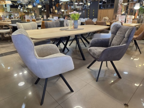 (R, od ręki) Stół Xooon Arvada 250 x 110 cm Oval lity dąb