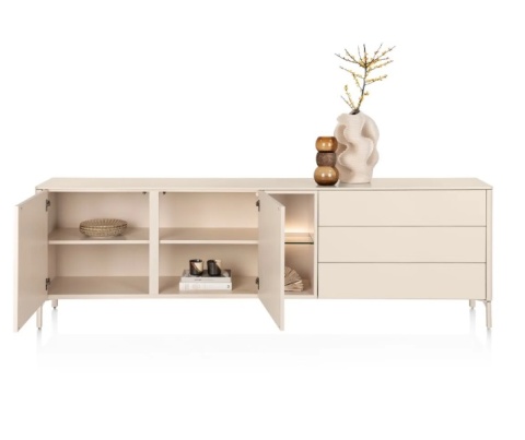 [M, defekt] Designerska komoda Trentino 240 cm – Lakier Krem, LED, system Push-to-Open