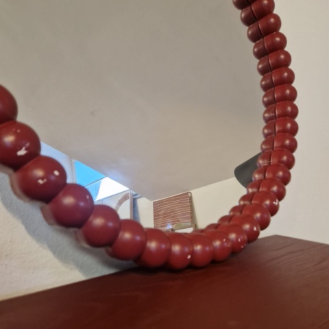 [R, defekt] Lustro ścienne BERRY DOTS – Burgundowe Drewno, 59 cm