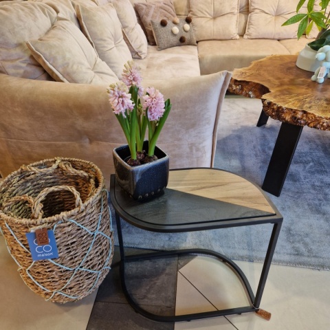 Stolik pomocniczy COCO maison LEAF 57x30 cm – drewniany blat w kształcie liścia