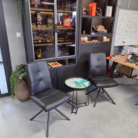 [K, od ręki] Ekskluzywne Krzesło Jadalniane MILVA – Naturalna Skóra Catania, Nowoczesny Design, Wysokie Ergonomiczne Oparcie