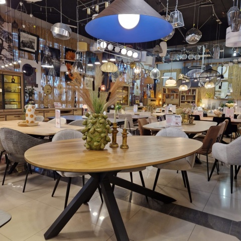 [R, od ręki] Owalny Stół Jadalniany COLOMBO 200 x 120 cm – Blat z Litego Drewna Dębowego – Czarna Metalowa Noga Pająk