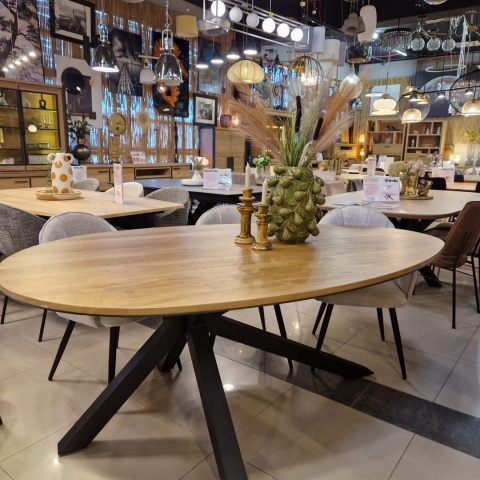 [R, od ręki] Owalny Stół Jadalniany COLOMBO 200 x 120 cm – Blat z Litego Drewna Dębowego – Czarna Metalowa Noga Pająk