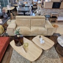 [od ręki] Sofa 3-Osobowa GREYMOUTH 230 cm – Ekskluzywna Tkanina Szenilowa LIVIGNO Ochra – Regulowane Zagłówki