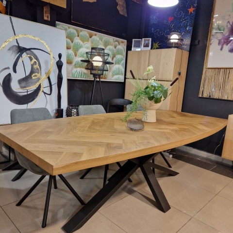 [R, od ręki] Owalny Stół Jadalniany METALUXE 240 x 110 cm – Blat z Forniru Dębowego we Wzór Jodełki – Noga Centralna