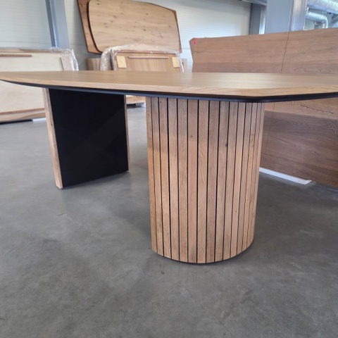 Owalny Stół Jadalniany PAVIE 270 x 120 cm – Naturalny Fornir Dębowy – Kolumnowa Noga Cylindryczna –