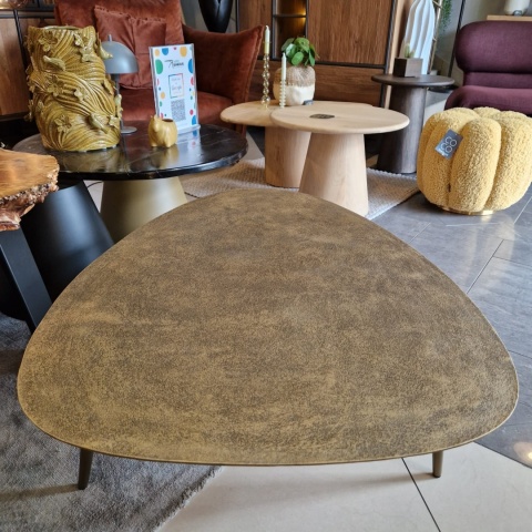 Stolik Kawowy DORVAL 105x82 cm (Organiczny Kształt, Ręcznie Wykończony Metal Antique Gold) – Henders & Hazel